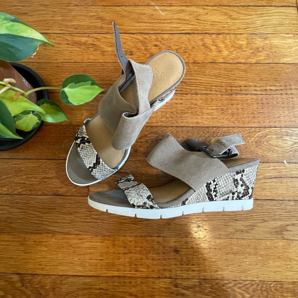 Vegan suede and snake print wedge sandal NWOT